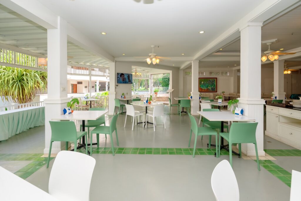 Dining Dining